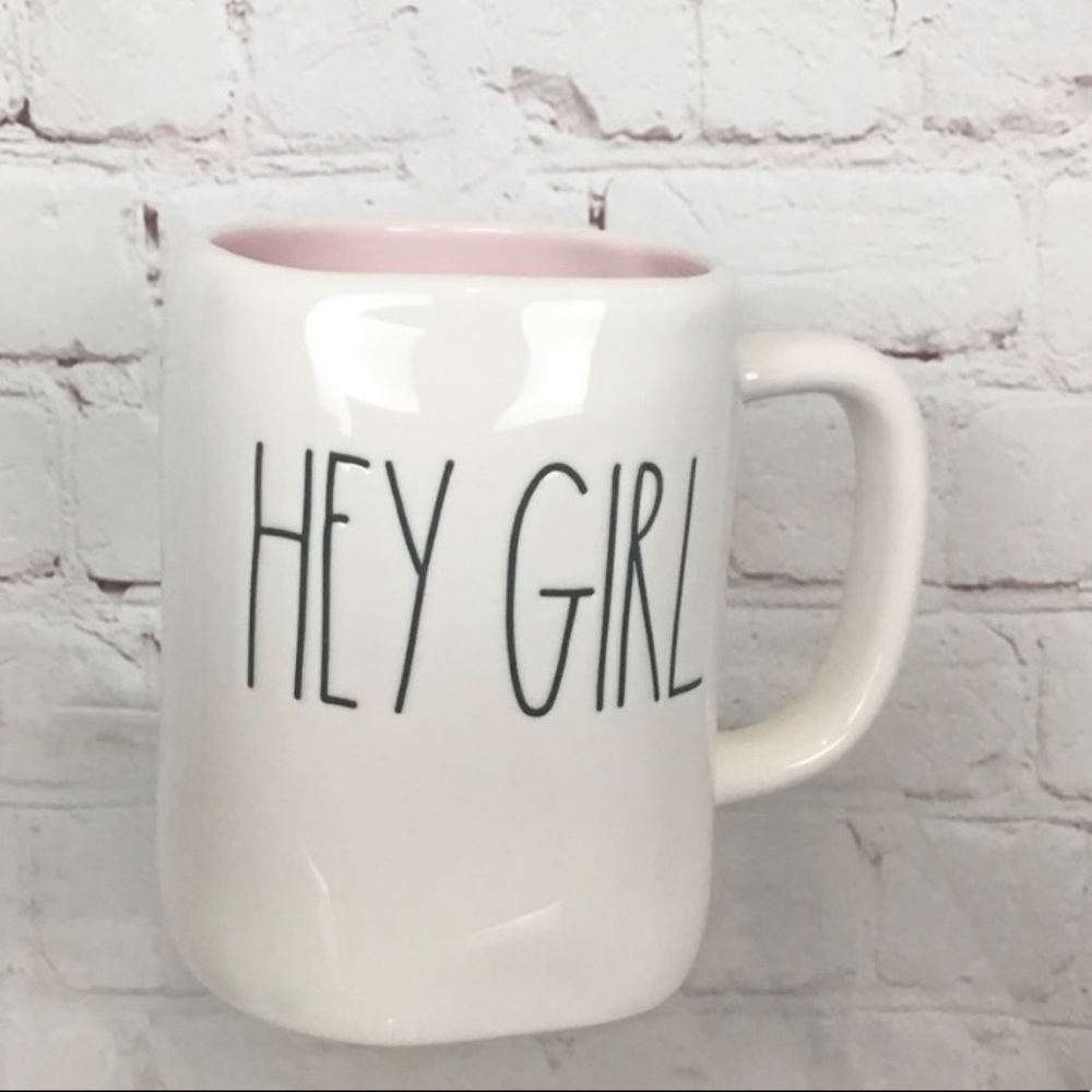 🚨FLASH SALE🚨Rae Dunn “HEY GIRL” coffee mug